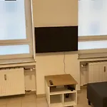 Work And Sleep Duesseldorf 6 Pers Bahnhofsnah Monteure Und Gruppen D6