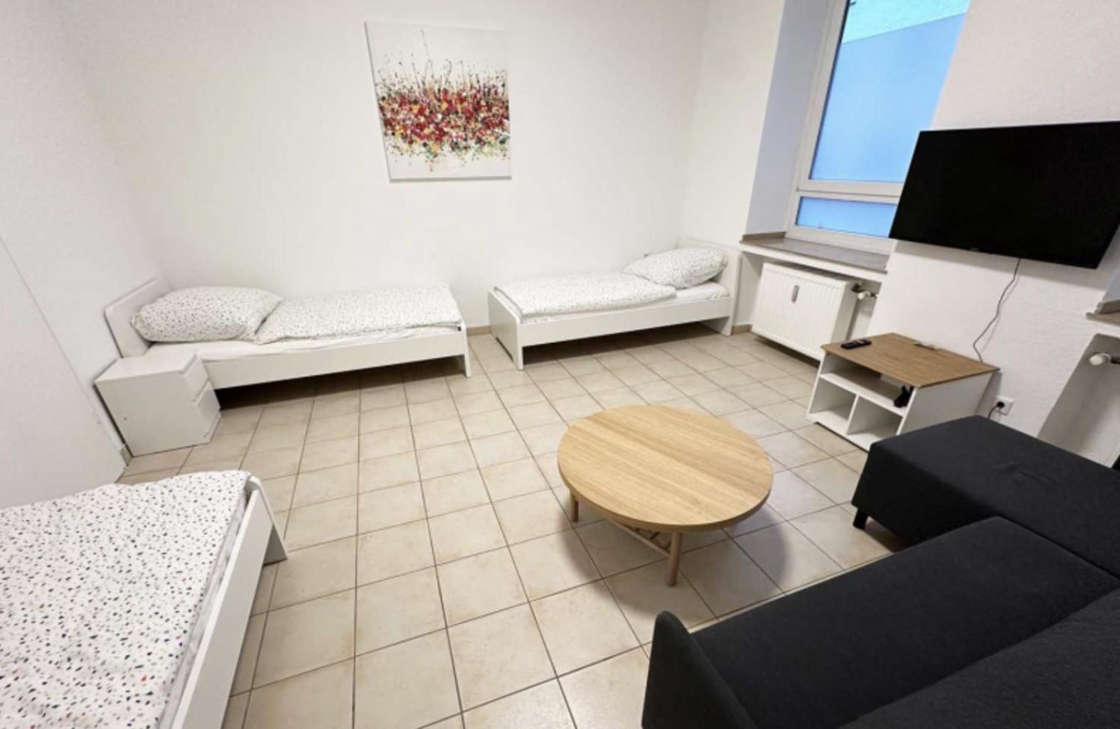 Work And Sleep 6 Pers Bahnhofsnah Monteure Und Gruppen D6 *